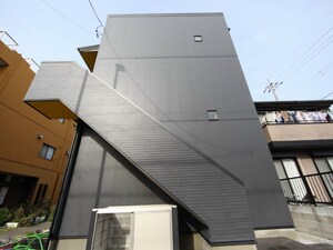 ＧｒａｄｉｕｓＭｉｙｏｓｈｉ（グラディウス三吉）外観写真