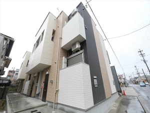 Ｗａｉｎａｎｉ（ワイナニ）外観写真