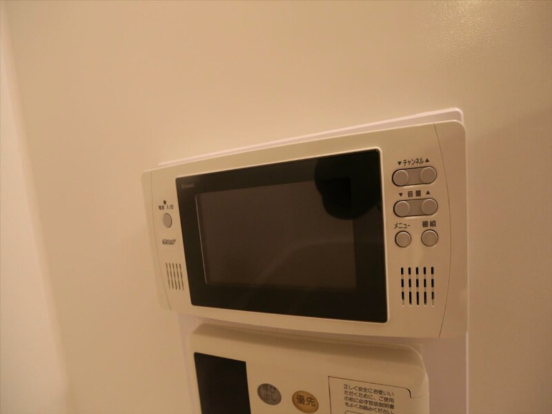 物件内観写真13　(浴室テレビ付き)