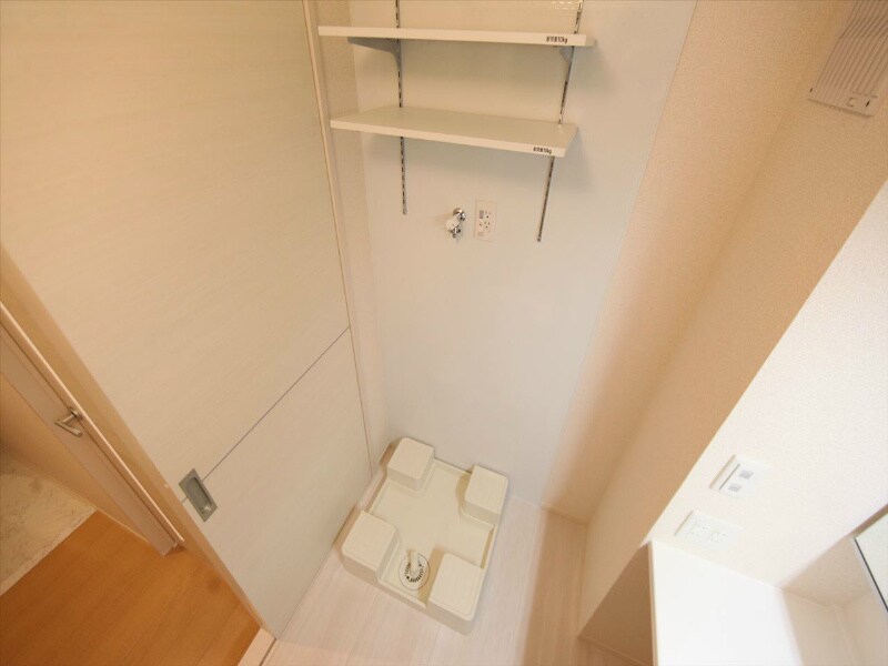 物件内観写真18　(室内洗濯機置き場)