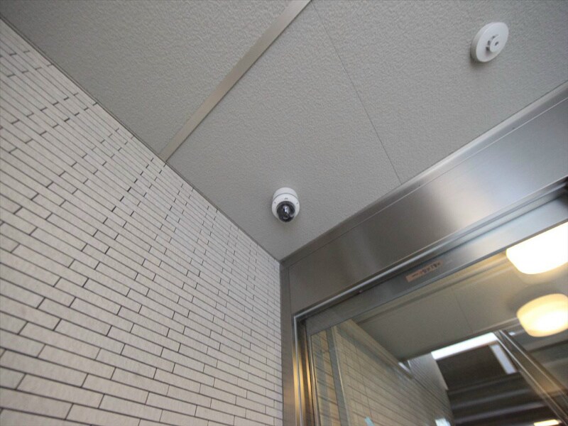 物件内観写真30　(防犯カメラ付)