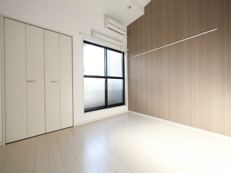 物件内観写真16　(洋室6.1帖　ロフト5.4帖（収納でもお部屋でも使えます）)