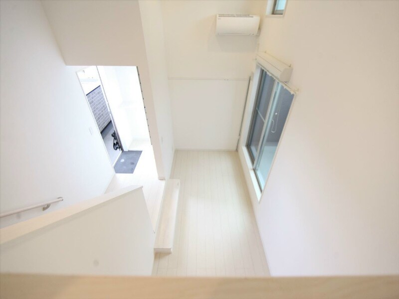 物件内観写真12　(洋室4.7帖　アンダーロフト4.49帖（収納でも使えます）)