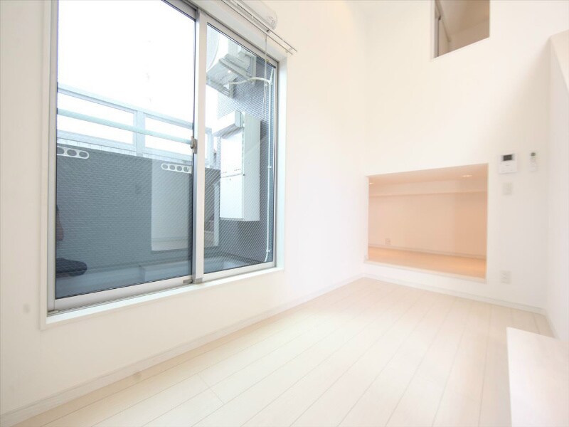 物件内観写真13　(洋室4.7帖　アンダーロフト4.49帖（収納でも使えます）)