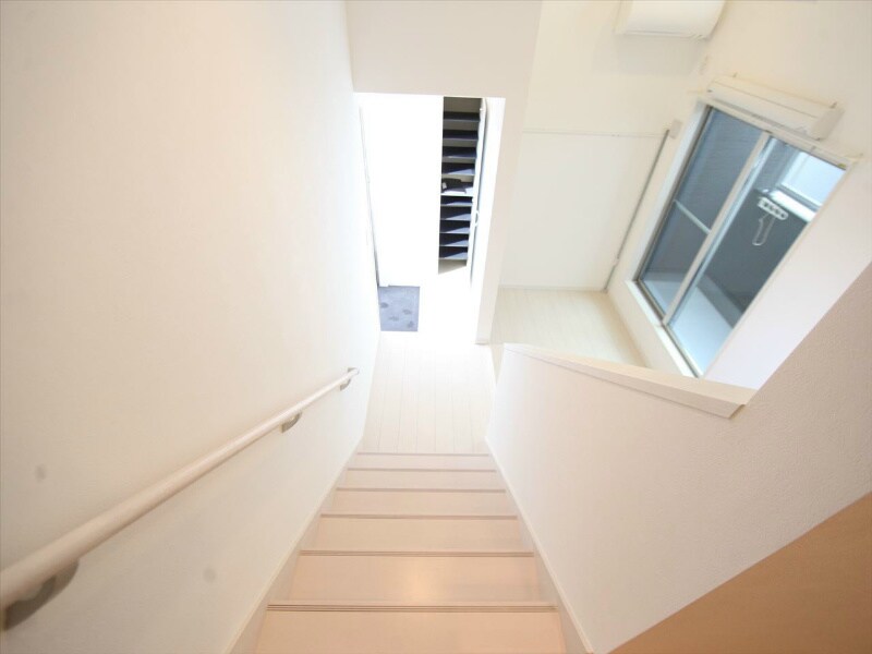 物件内観写真28　(洋室4.7帖　アンダーロフト4.49帖（収納でも使えます）)