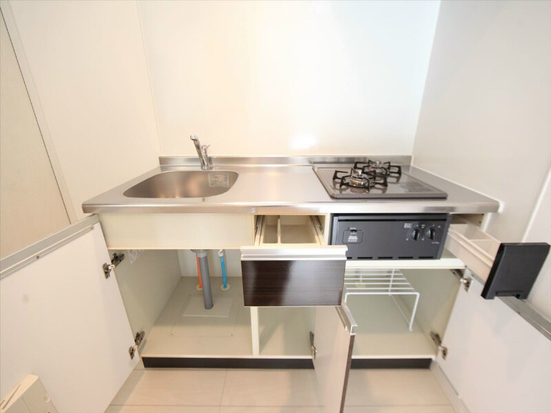 物件内観写真29　(システムキッチン（ガス2口コンロ付）)