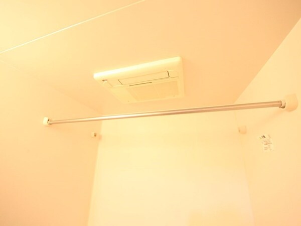 その他設備(浴室暖房乾燥機付き)