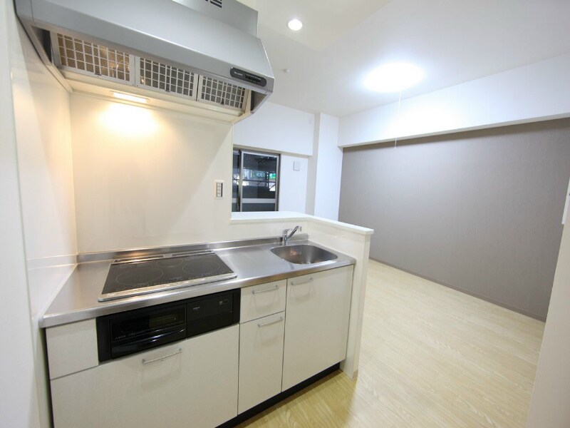 物件内観写真18　(システムキッチン（ＩＨ3口コンロ・グリル）カウンターキッチン)