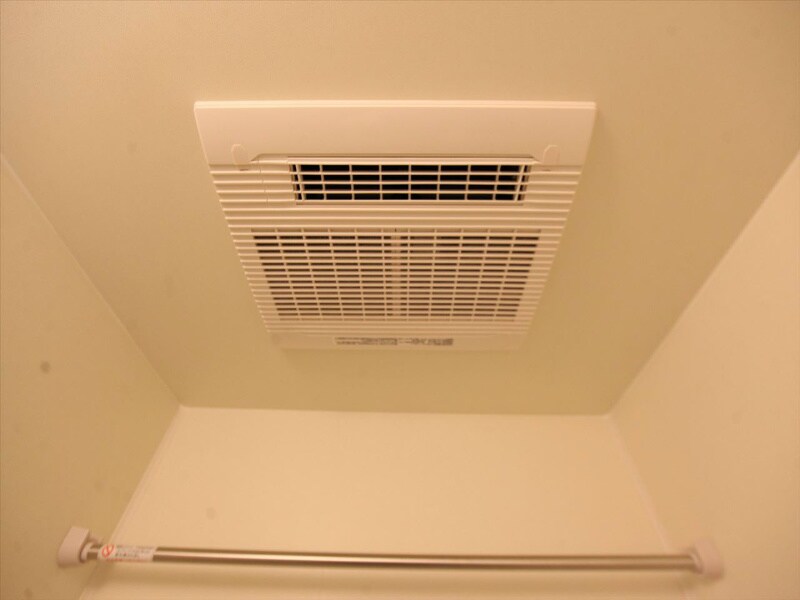物件内観写真27　(浴室暖房乾燥機付　24時間換気機能付バスルーム)