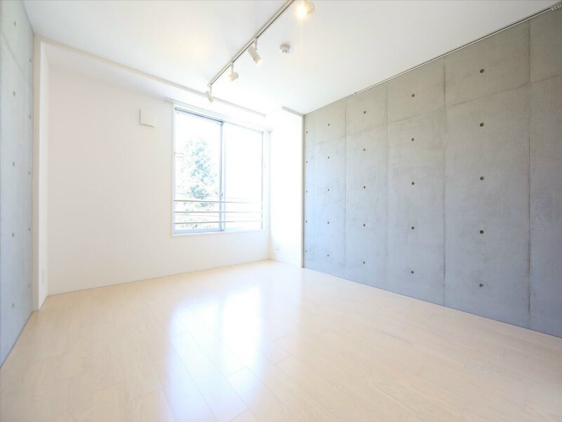 物件内観写真14　(洋室9帖　室内洗濯物干し掛け付　スポットライト付き)