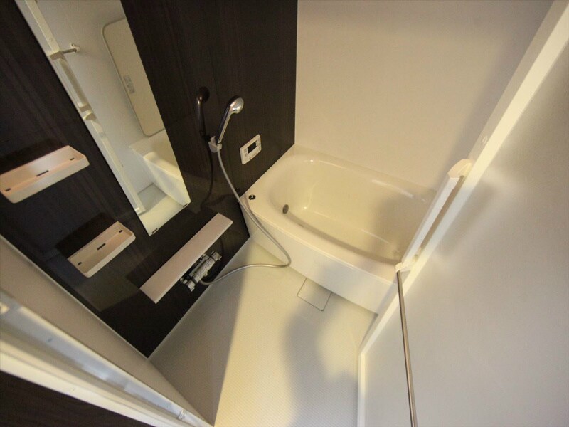 物件内観写真4　(浴室暖房乾燥機付　追い焚き付お風呂)