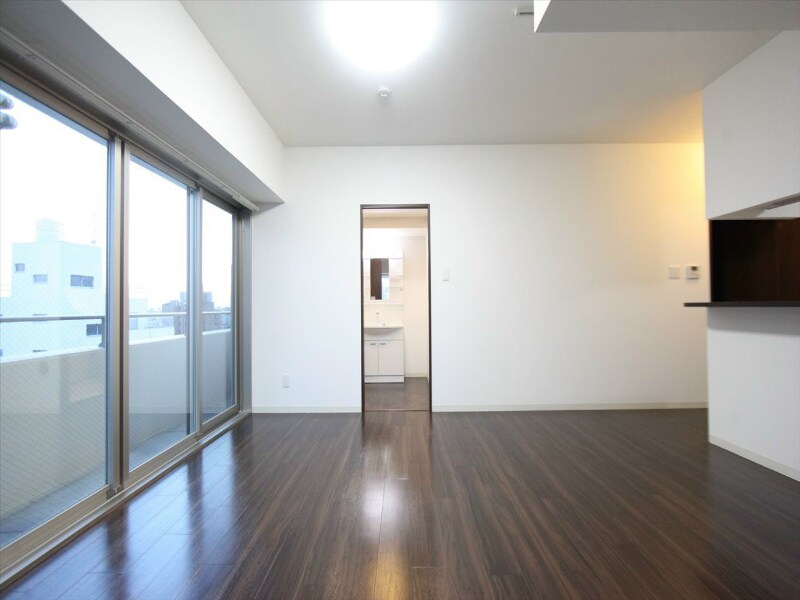 物件内観写真24　(ＬＤＫ13.8帖　エアコン完備　カウンターキッチン)