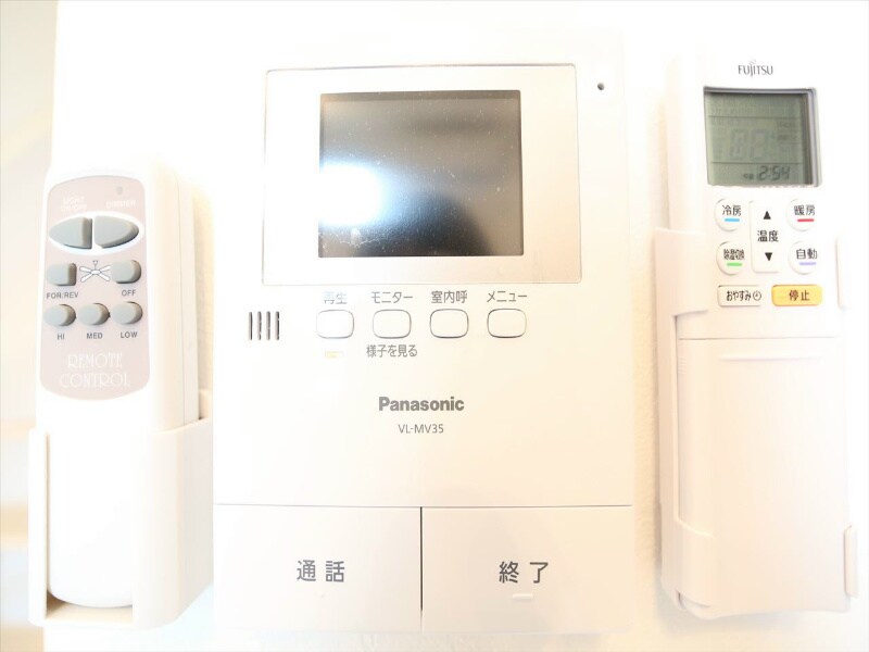 物件内観写真11　(ＴＶモニター付インターホン)