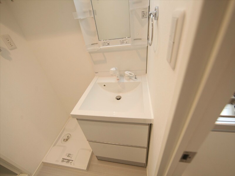 物件内観写真20　(脱衣所　独立洗面台（シャンプードレッサー）洗濯機用意できます)