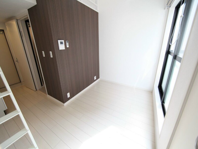 物件内観写真12　(洋室7.5帖　ロフト5.7帖（収納でもお部屋でも使えます）)