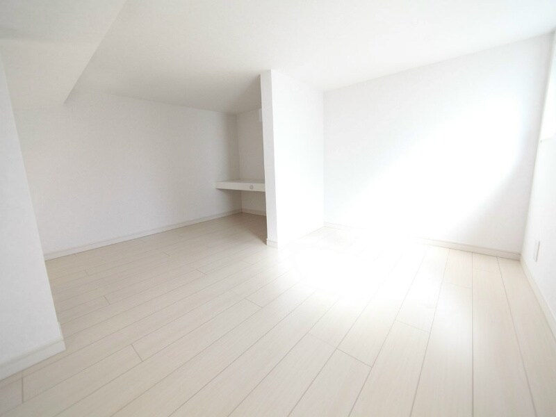 物件内観写真15　(ロフト5.7帖（収納としてもお部屋としても使えます）)