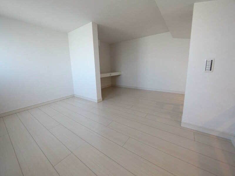 物件内観写真17　(ロフト5.8帖（収納としてもお部屋としても使えます）)