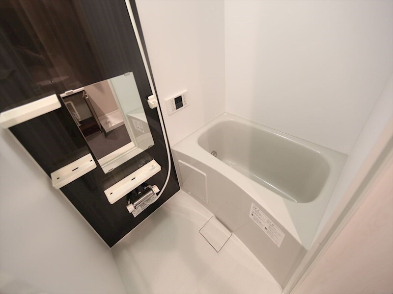 物件内観写真4　(追い焚き・オートバス機能付お風呂)