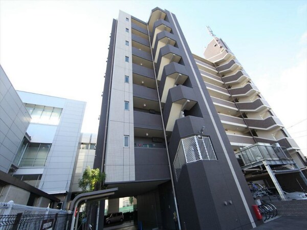外観(外観　オートロック付　防犯カメラ付)