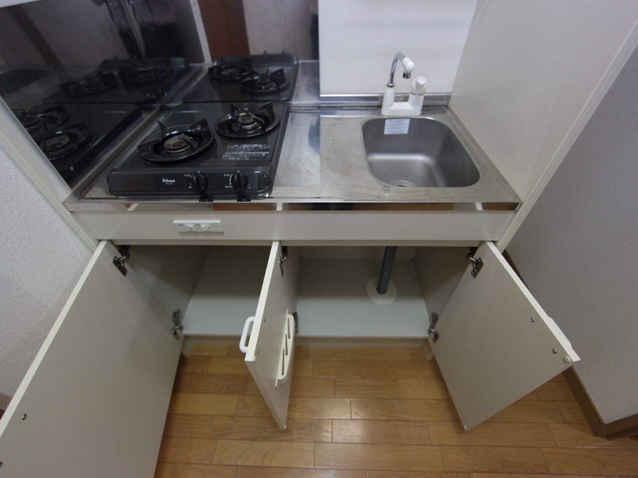 物件内観写真21　(システムキッチン（ガス2口コンロ付）)