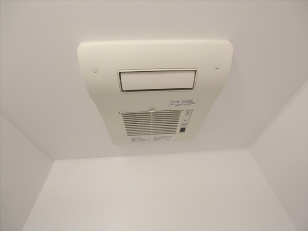 その他設備(浴室暖房乾燥機付き)