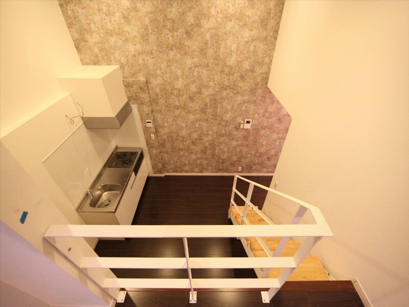 物件内観写真9　(ＤＫ5.9帖　アンダーロフト3.4帖　洋室3.4帖)