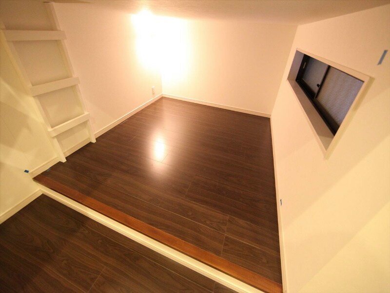 物件内観写真16　(アンダーロフト3.4帖（収納としてもご利用頂けます）)