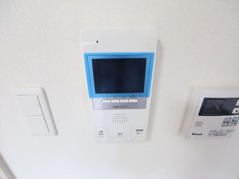 物件内観写真12　(セキュリティ　TVモニター付インターホン)