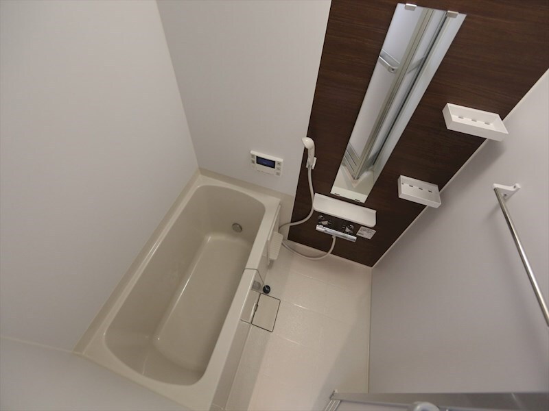 物件内観写真4　(追い焚き・オートバス機能付お風呂)