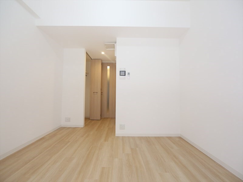 物件内観写真9　(洋室7.5帖　クローゼット付（収納充実してます）)