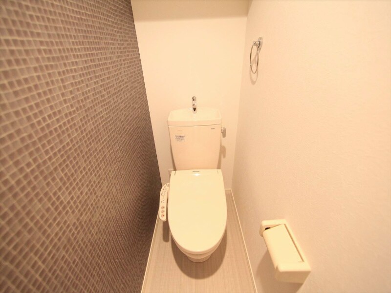 物件内観写真5　(温水洗浄暖房便座付トイレ　イメージ写真)