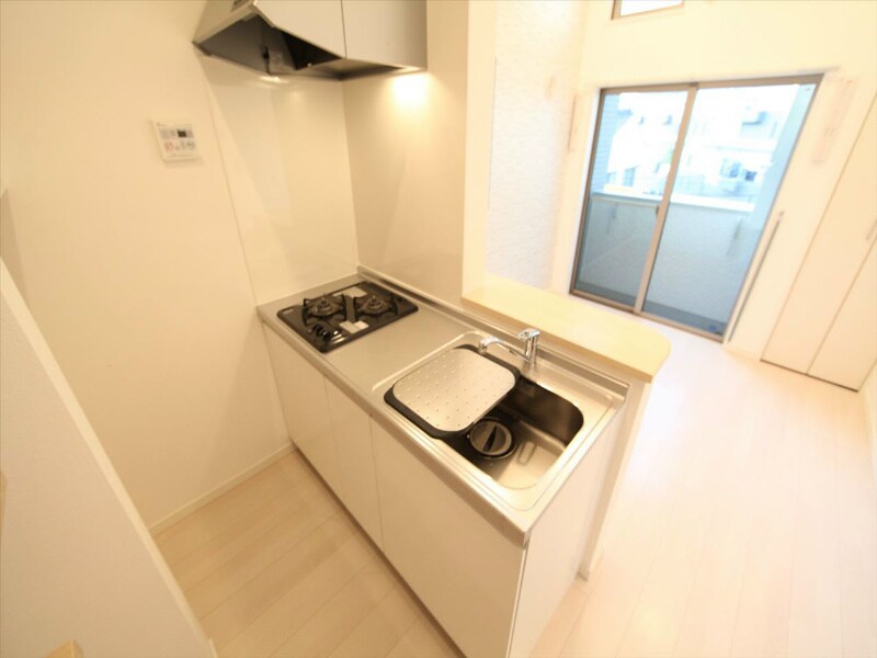 物件内観写真7　(システムキッチン（ガス2口コンロ付）イメージ写真)