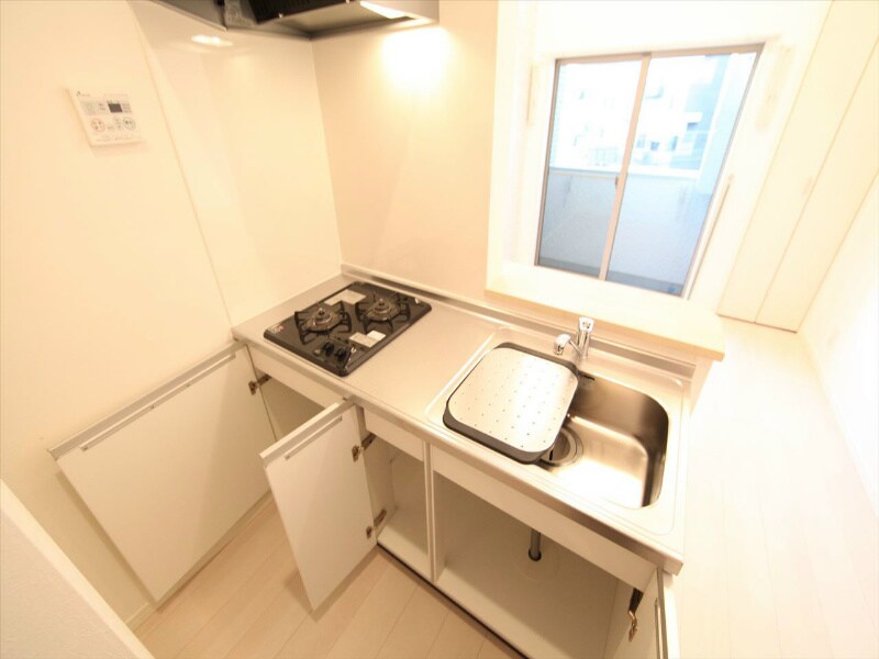 物件内観写真18　(システムキッチン（ガス2口コンロ付）イメージ写真)