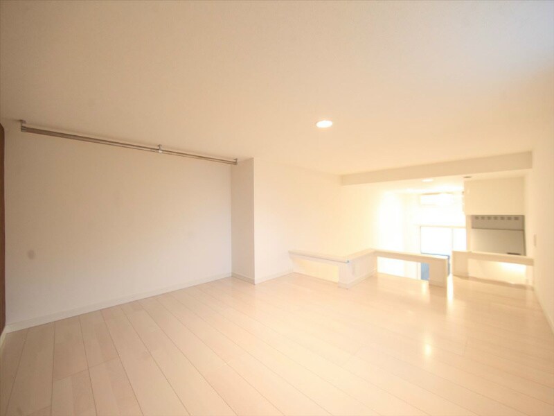 物件内観写真21　(洋室7.8帖　上階ロフト5.5帖　イメージ写真)