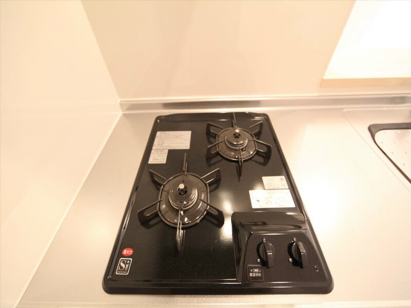 物件内観写真28　(システムキッチン（ガス2口コンロ付）イメージ写真)