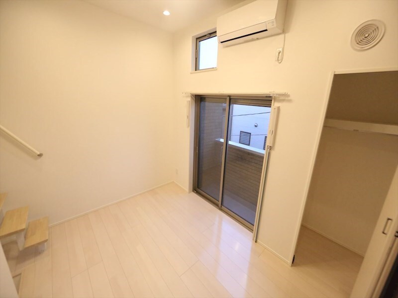 物件内観写真15　(洋室6帖　ロフト6帖（収納としても寝室としても使えます）)