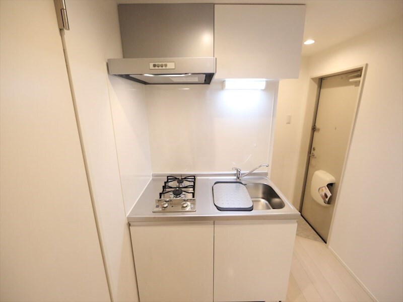 物件内観写真18　(システムキッチン（ガス2口コンロ付）)