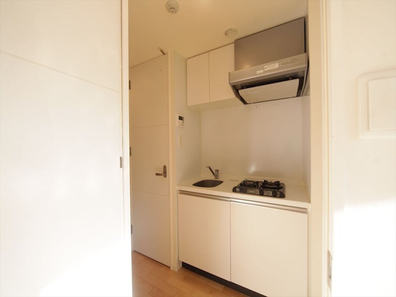 物件内観写真7　(システムキッチン（ガス2口コンロ付）)