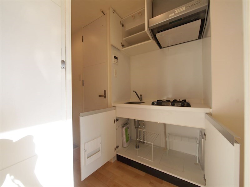 物件内観写真16　(システムキッチン（ガス2口コンロ付）)