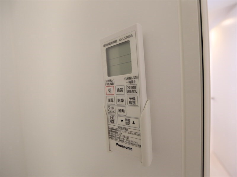 物件内観写真11　(浴室暖房乾燥機付き)