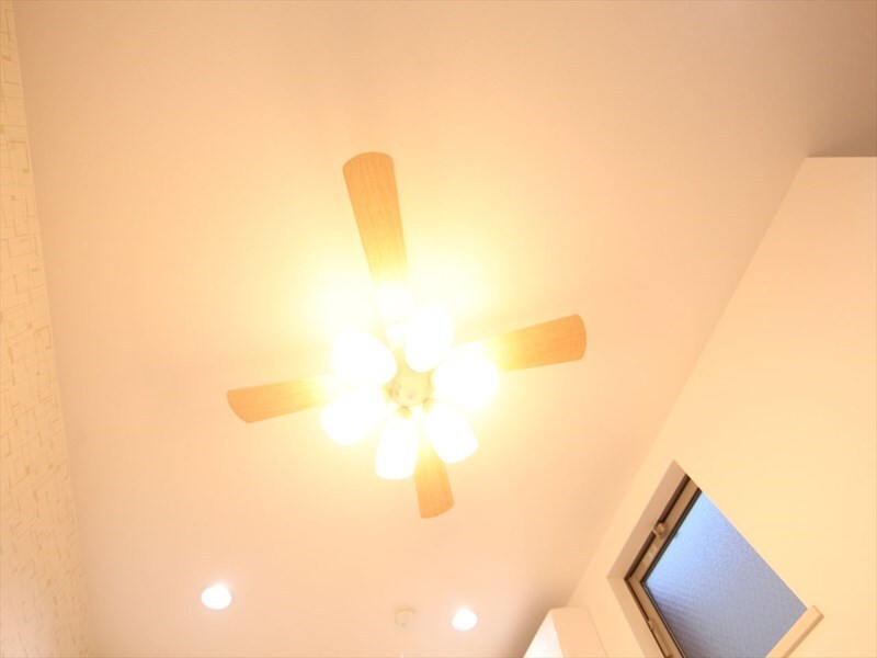 物件内観写真19　(シーリングファンライト付き)