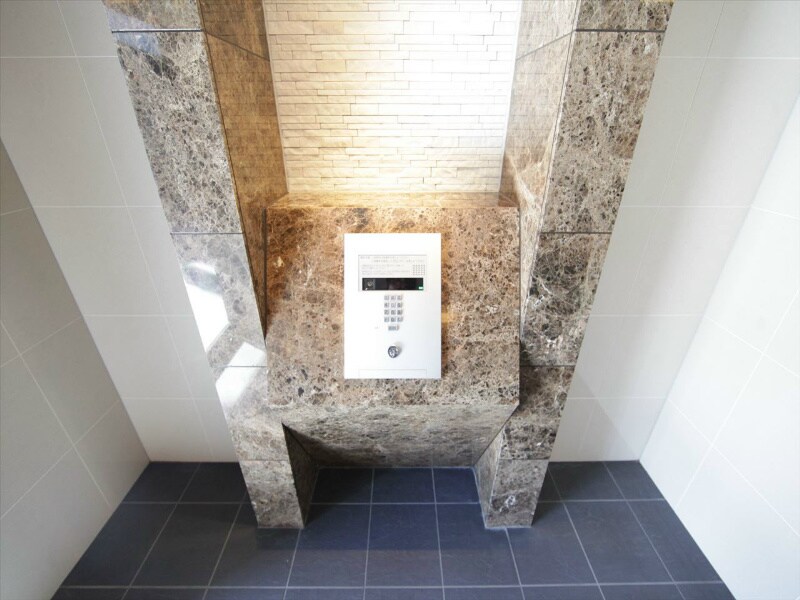 物件内観写真35　(オートロック完備)