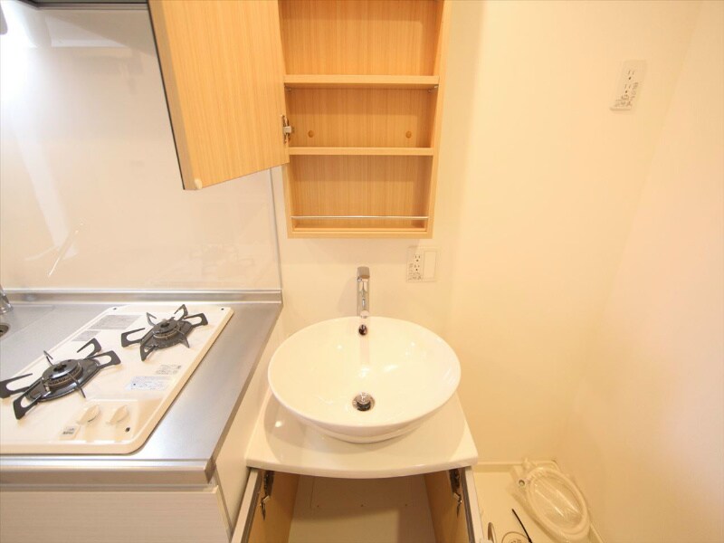 物件内観写真18　(オシャレな独立洗面台)