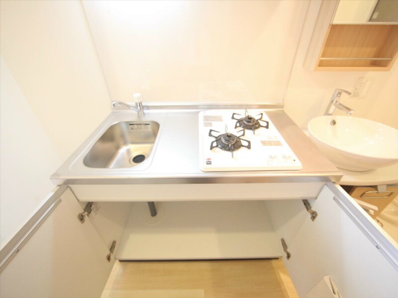 物件内観写真20　(システムキッチン（ガス2口コンロ付）)