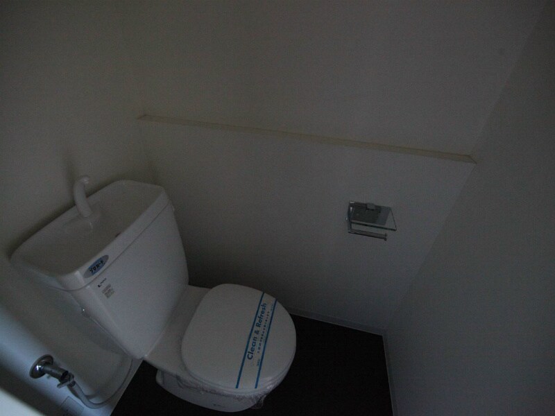 物件内観写真5　(洋式トイレ（温水洗浄便座設置可）)