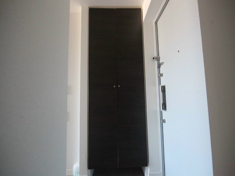 物件内観写真8　(玄関　シューズボックス付)