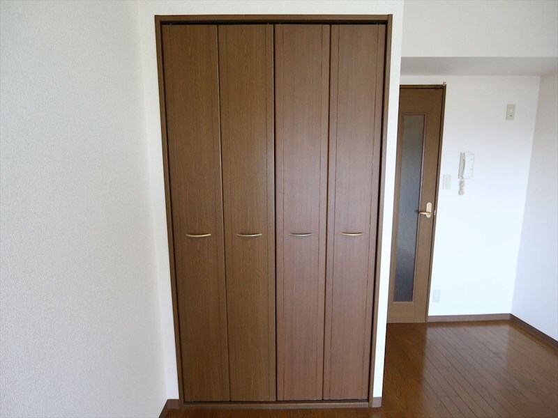 物件内観写真26　(クローゼット（収納充実してます）)