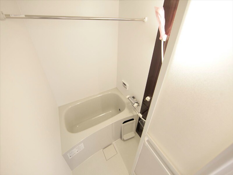 物件内観写真4　(浴室暖房乾燥機付　追い焚き・オートバス機能付お風呂)