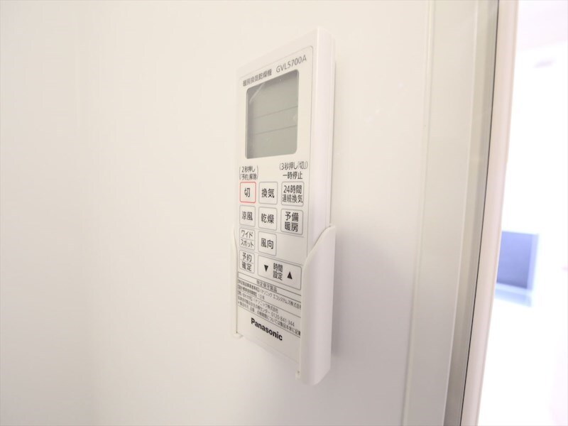 物件内観写真10　(浴室暖房乾燥機付き)