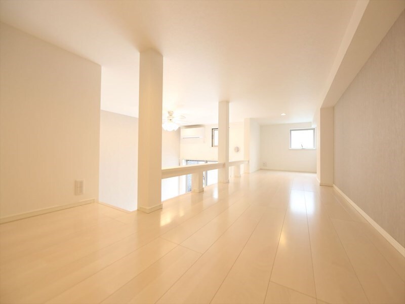 物件内観写真16　(ロフト6.3帖（収納としても寝室としても使えます）)